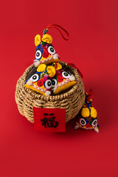 中国传统手工艺玩具布老虎高清图