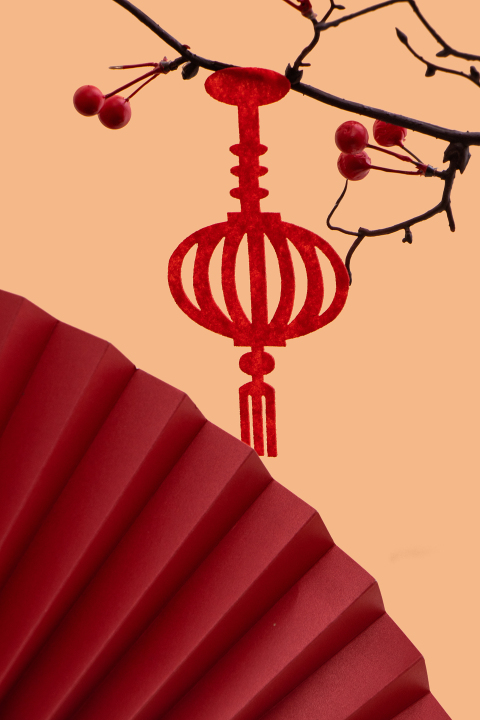 新春佳节大红灯笼剪纸实拍图版权图片下载