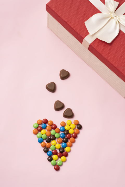 情人节礼盒爱心巧克力糖果高清图版权图片下载