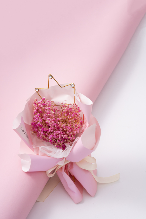 鲜花花束唯美粉色满天星高清图版权图片下载
