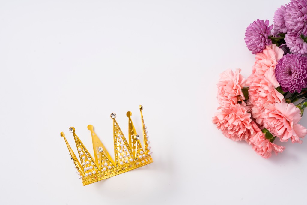 妇女节紫色菊花实拍图版权图片下载