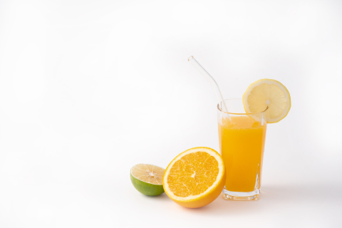一杯香橙柠檬鲜果橙汁图片