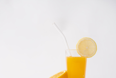鲜榨橙汁香水柠檬局部图片