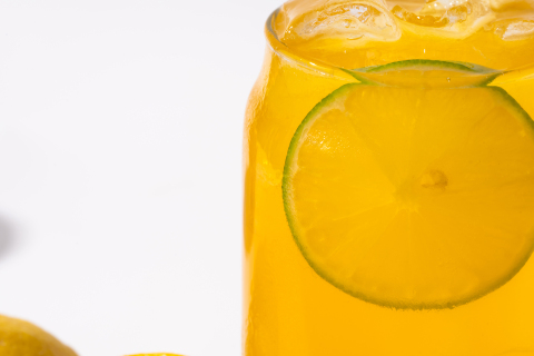 冰块鲜果香橙柠檬饮料图片