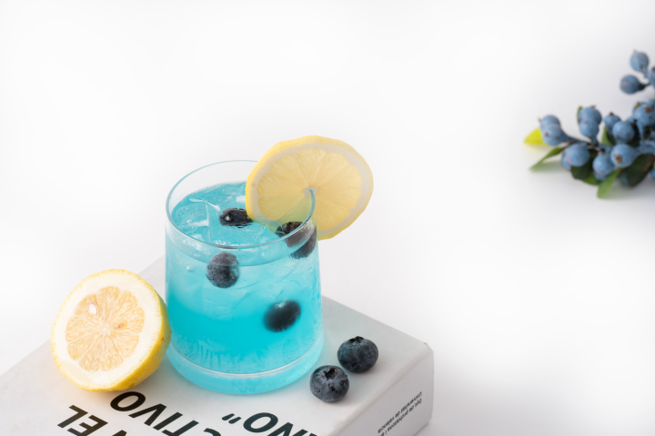 柠檬蓝冰水果饮品高清图版权图片下载