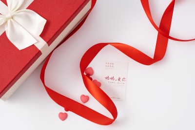 红色丝带礼物套盒母亲节图