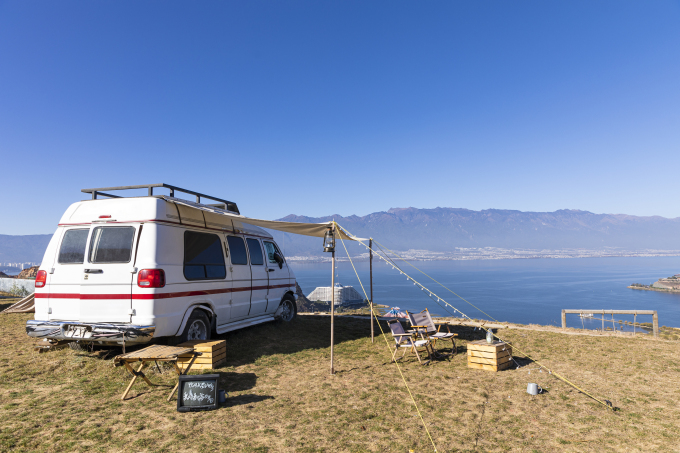 户外自驾野营悠闲度假高清图