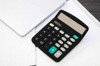 黑色电子计算器高清图