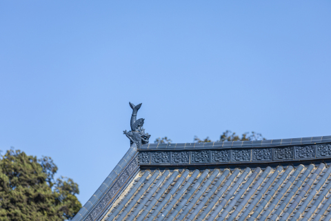 中国古式国风灰色屋檐实拍图