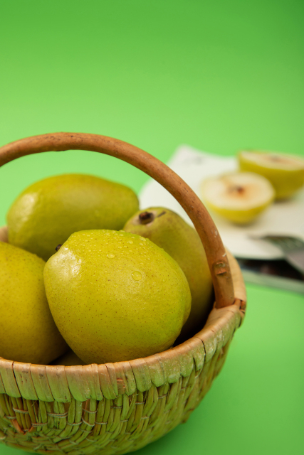 库尔勒香梨果篮特写高清图