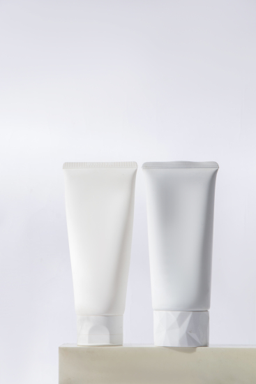 水润温和氨基酸洁面乳图片