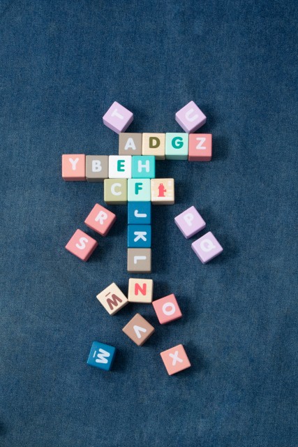 积木搭建小怪兽图案实拍图