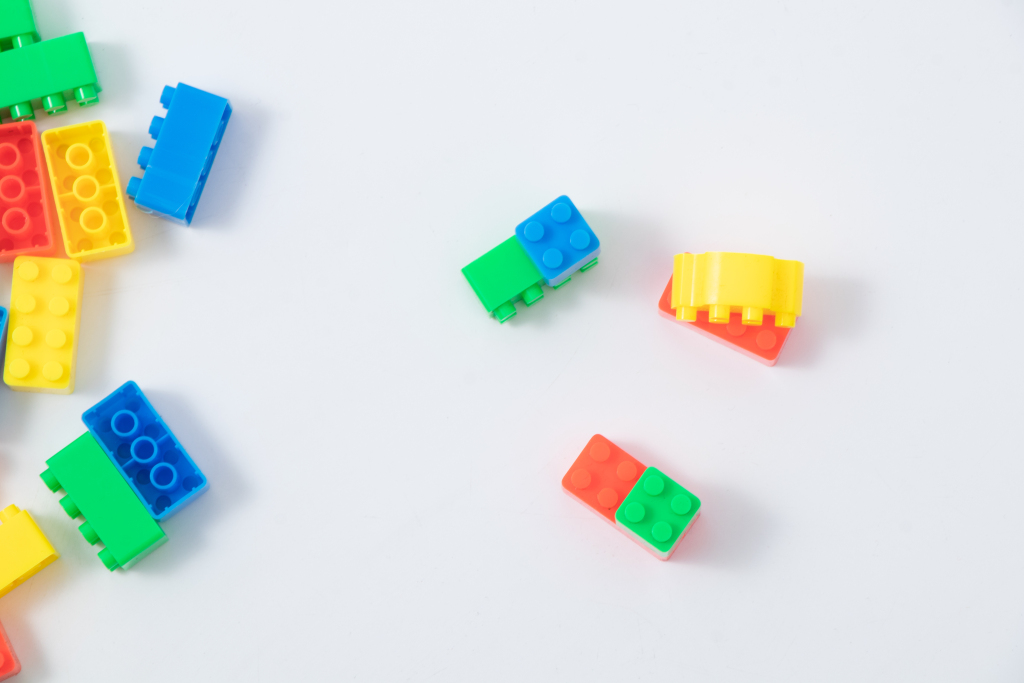 拼接塑料彩色积木高清图版权图片下载