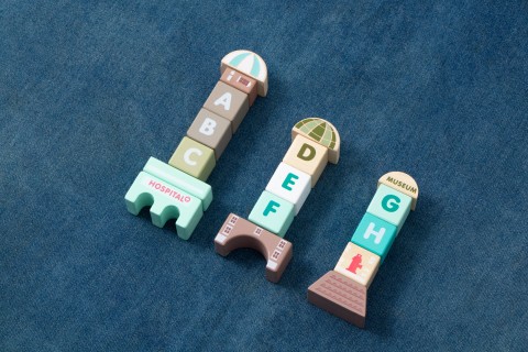 不同造型的城堡实拍图