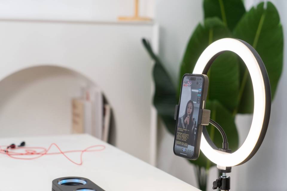 手机直播工具补光灯近景图