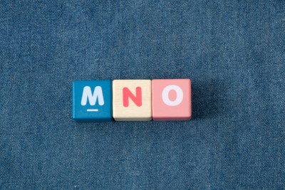 英文字母MNO彩色积木实拍图