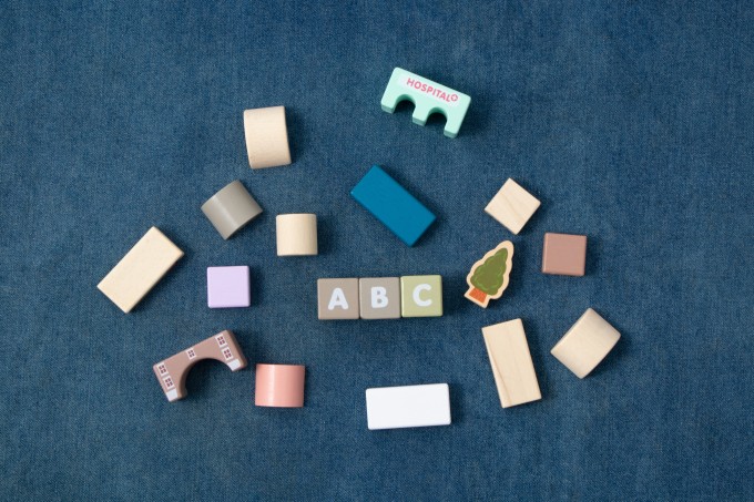 安全无毒木质积木宝宝玩具实拍图