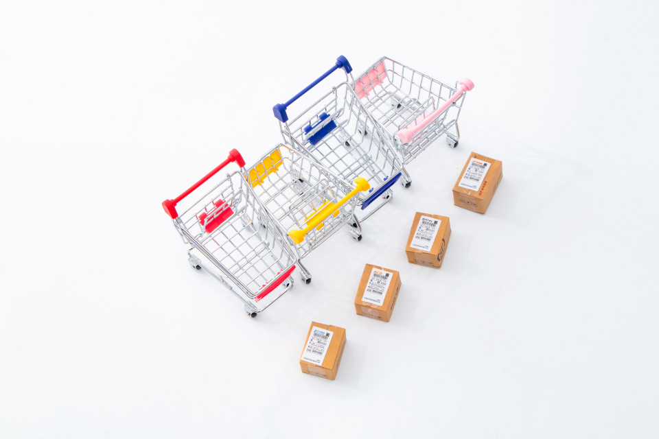 玩具购物车快递高清图