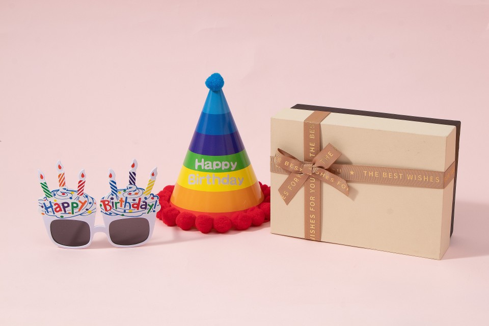 节日生日眼镜头饰帽子礼盒装实拍图