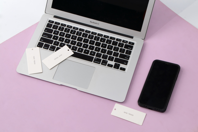 新潮流新风尚服饰电商高清图