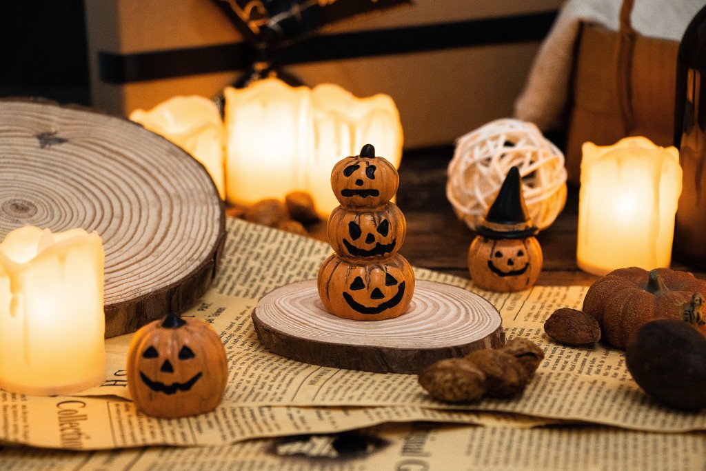 南瓜造型怪物近景实拍图版权图片下载