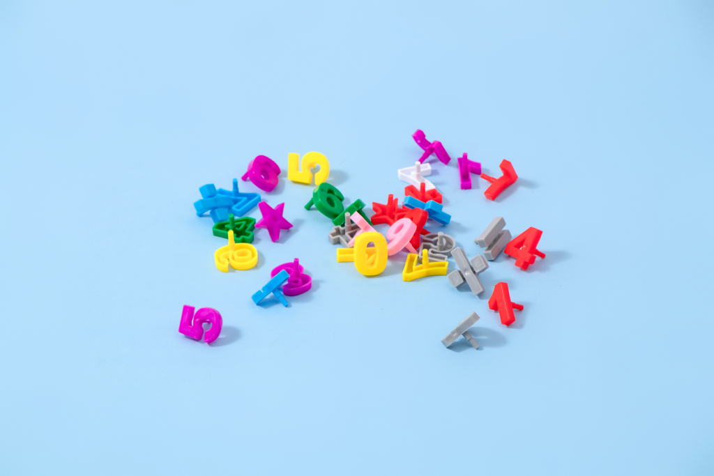 儿童拼插数字积木高清图版权图片下载