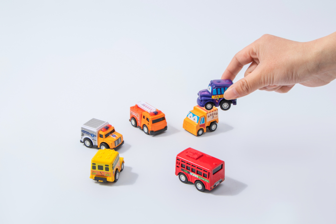 多辆迷你玩具车高清图