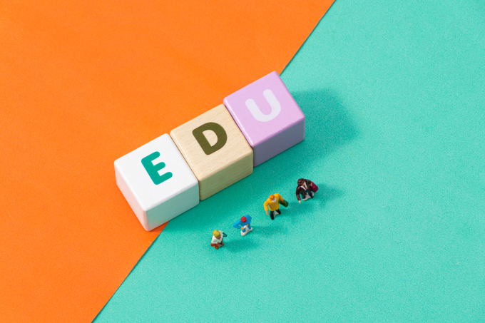 益智积木人偶高清图