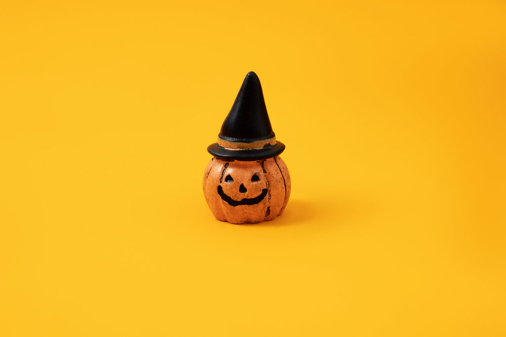 巫师南瓜头恐怖氛围高清图版权图片下载