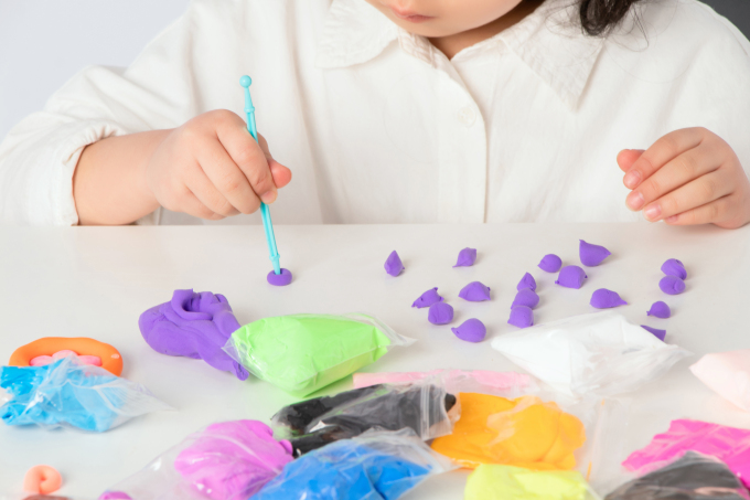 彩色太空泥手工制作近景高清图