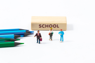 美术绘画用具橡皮实拍图