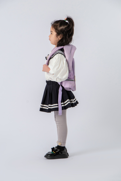 可爱女童校服套装书包实拍图版权图片下载