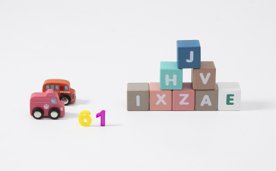 英文字母方块木头积木拼装儿童玩具实拍图