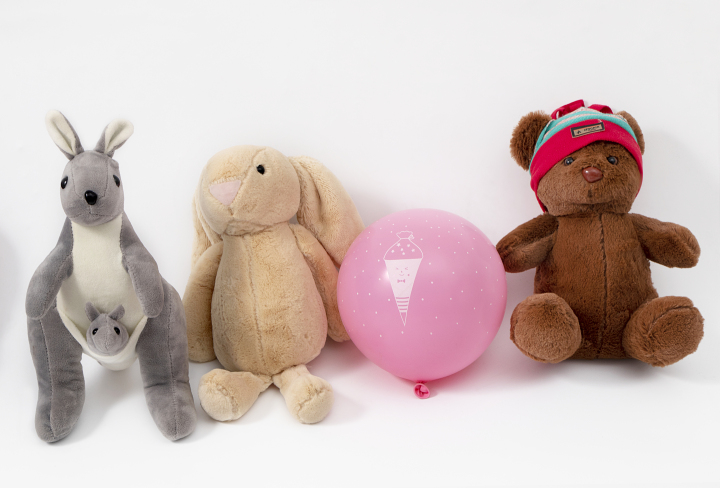 儿童可爱动物毛绒玩具气球实拍图版权图片下载