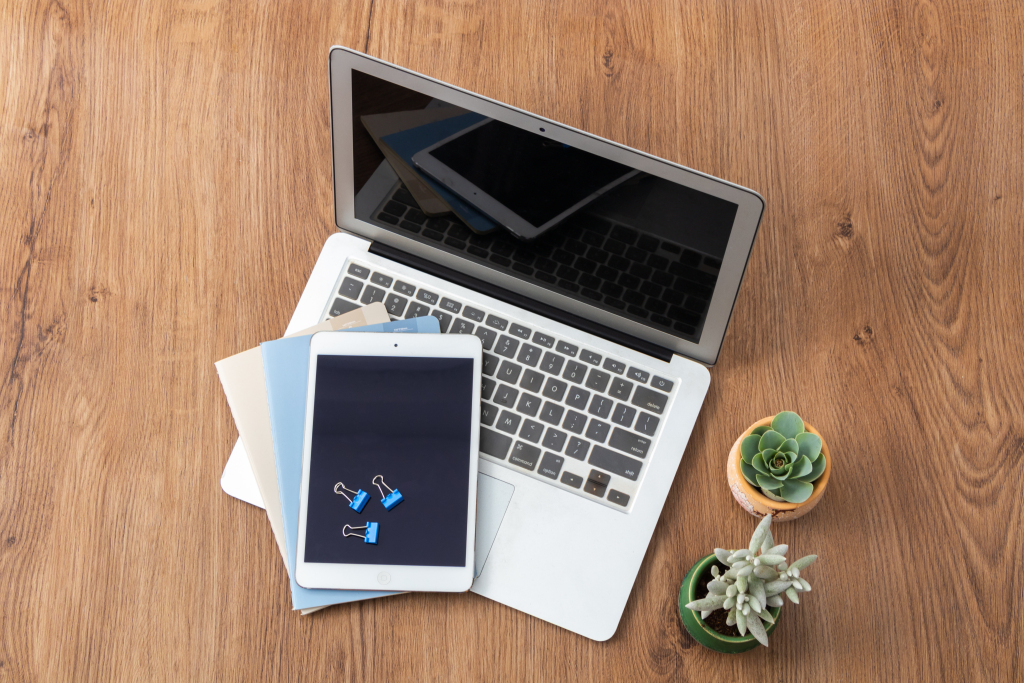 电子产品室内摆件高清图版权图片下载