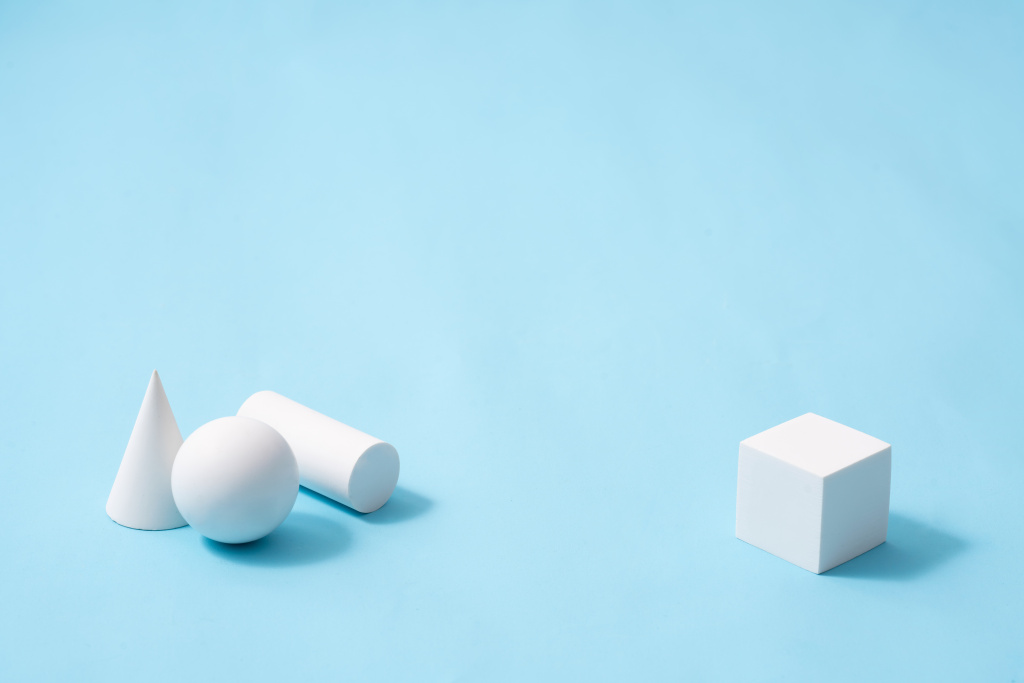 几何体临摹素描石膏实拍图版权图片下载