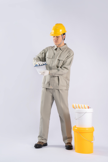 可爱男生建筑工具高清图