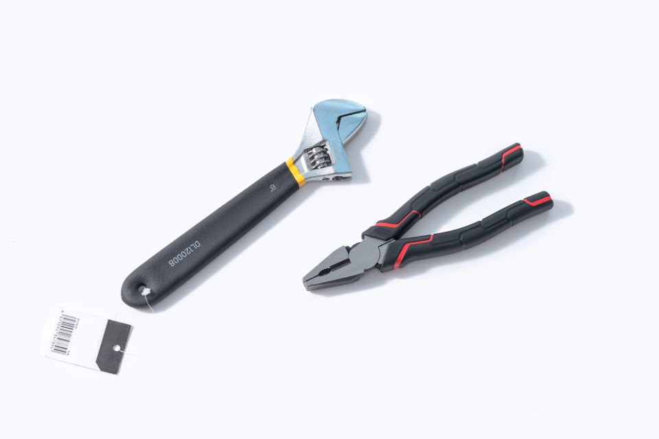 镀铬活动扳手家庭五金工具图片