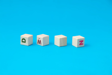 字母方块积木益智玩具高清图