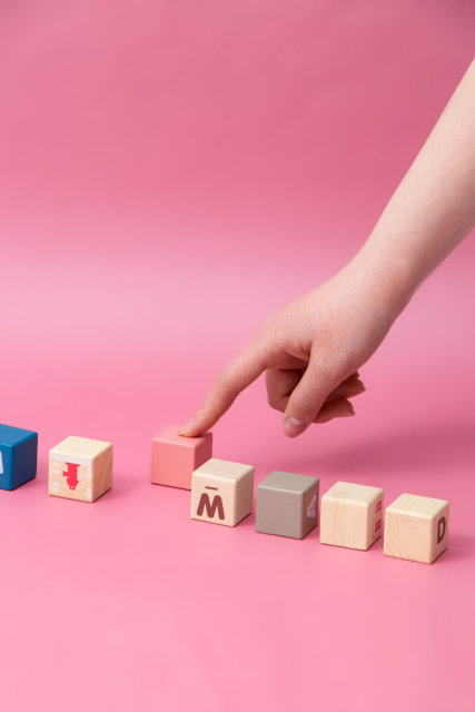 益智早教儿童积木玩具高清图