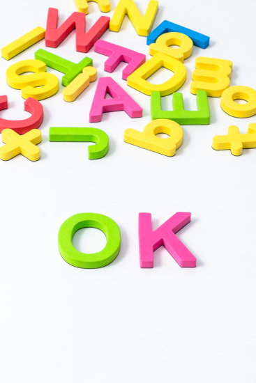 儿童简短英文字母教具实拍图