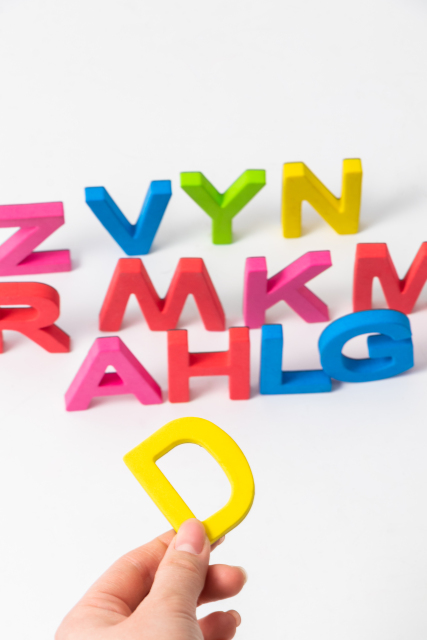 英文字母学习用具实拍图