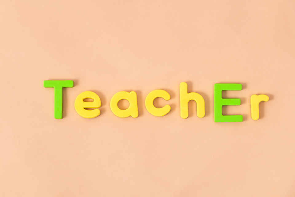 英语启蒙积木玩具高清图