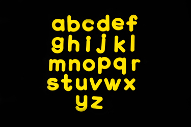 26个英文字母黄色积木实拍图