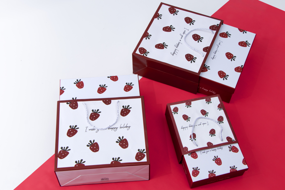 淘宝商品精美包装盒实拍图