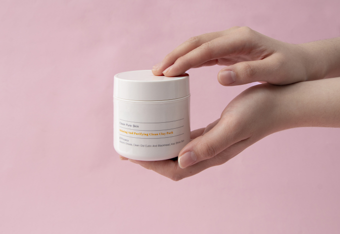 手模展示新品面霜实拍图