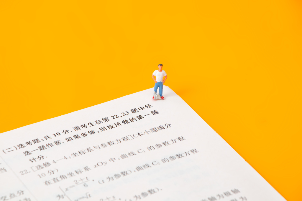 考试学生试卷素材图版权图片下载