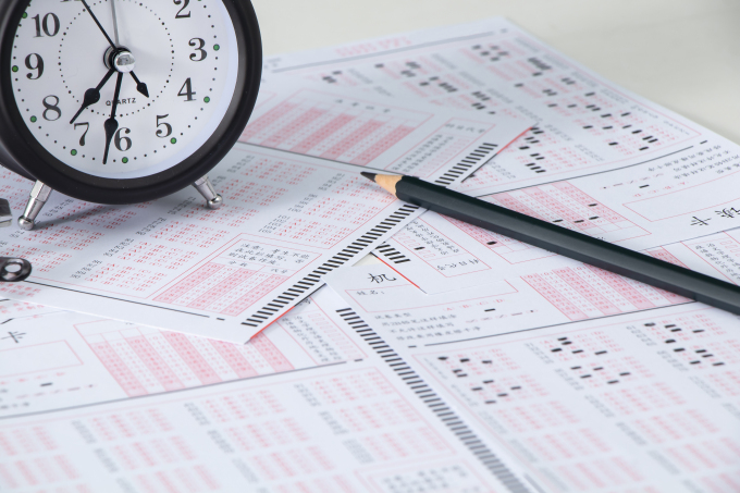 语文期中考试答题卡实拍图