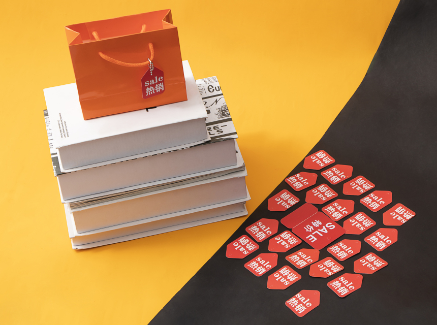 橙色的包装袋和热卖标签高清图