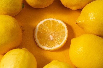 新鲜水果健康新鲜黄柠檬实拍图